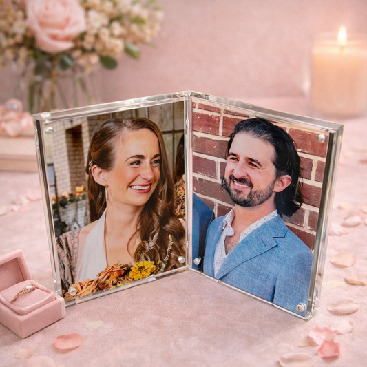 Portrait Double Magnet Frame: 4 Photos Total