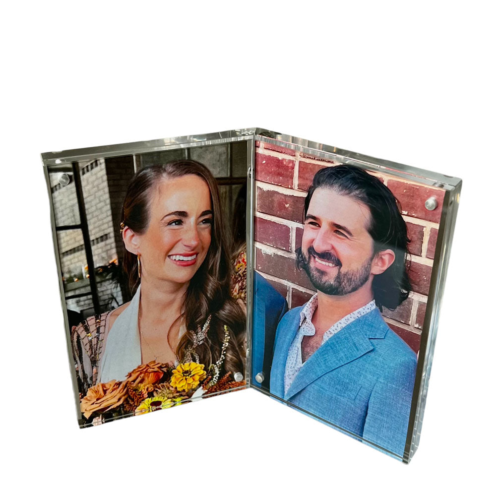 Portrait Double Magnet Frame: 4 Photos Total