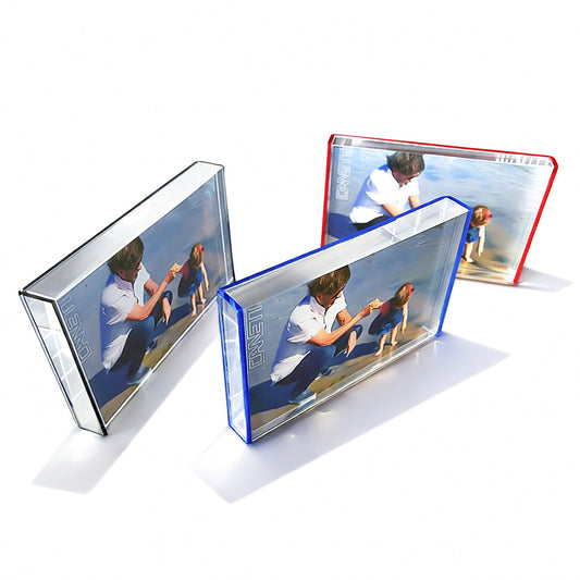 Frame-in-Frame Accent Edge: Graphite, Red and Blue