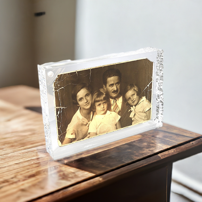 Crystal Magnet Frame